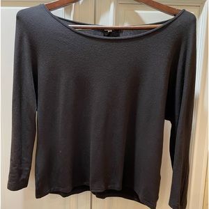 Max Mara. Very sophisticated cropped 3/4 sleeve tee. Dark brown. Little piling.